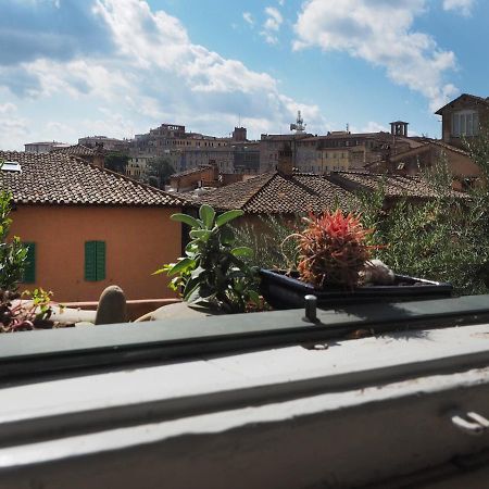 Azzi B&B Comfortably, In The Quietness Of The Perugia Historical Centre 외부 사진