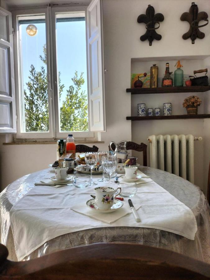 Azzi B&B Comfortably, In The Quietness Of The Perugia Historical Centre 외부 사진